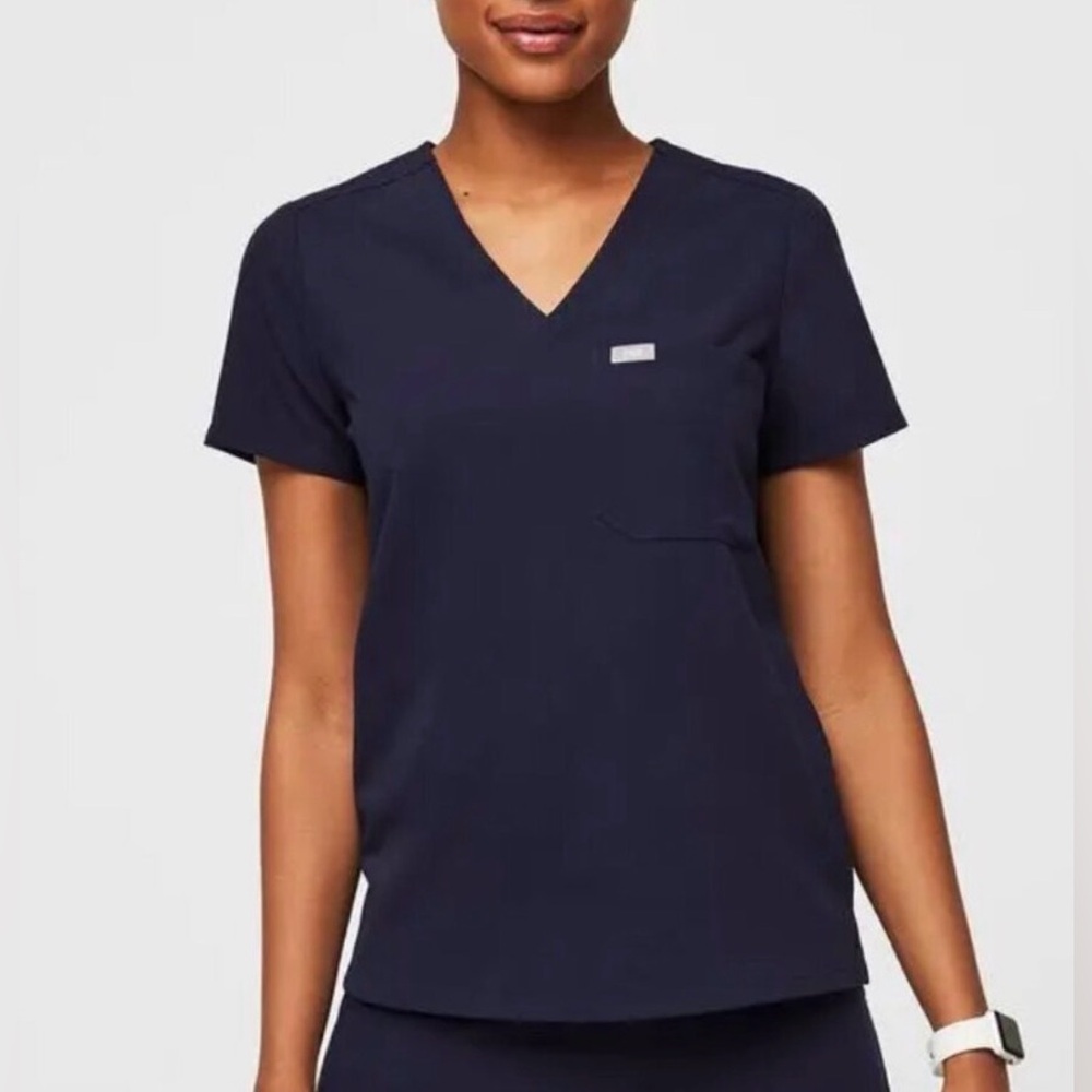 Figs Catarina One-Pocket Scrub Top in Slate Blue-Gray, Size xxlarge